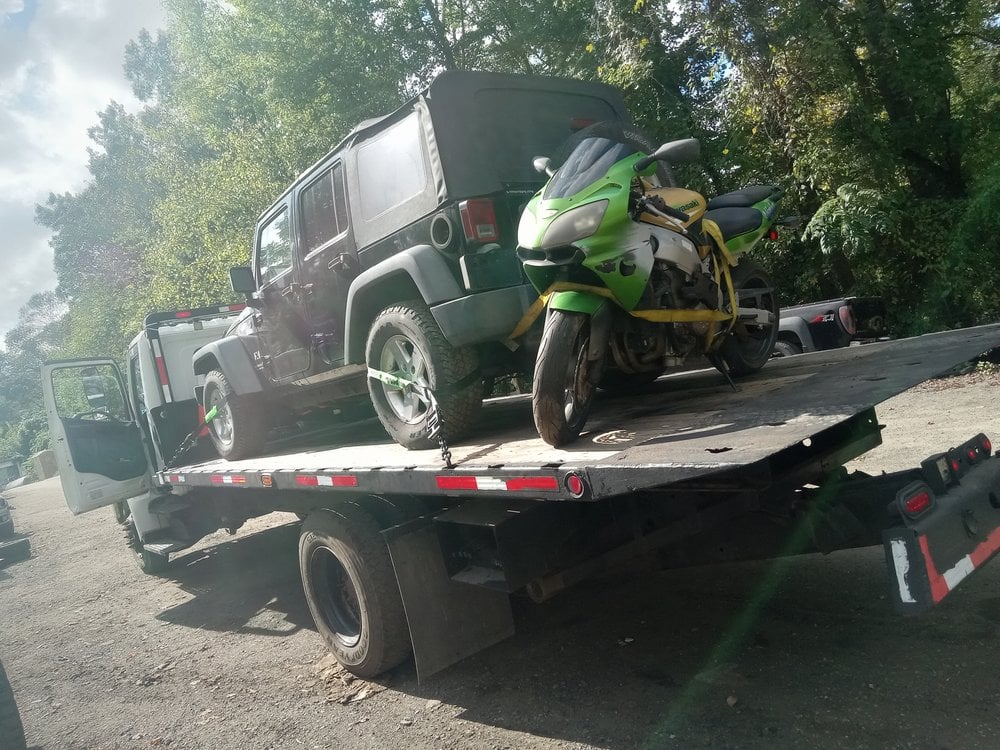 Contemporary office space with professional workstations and meeting areas